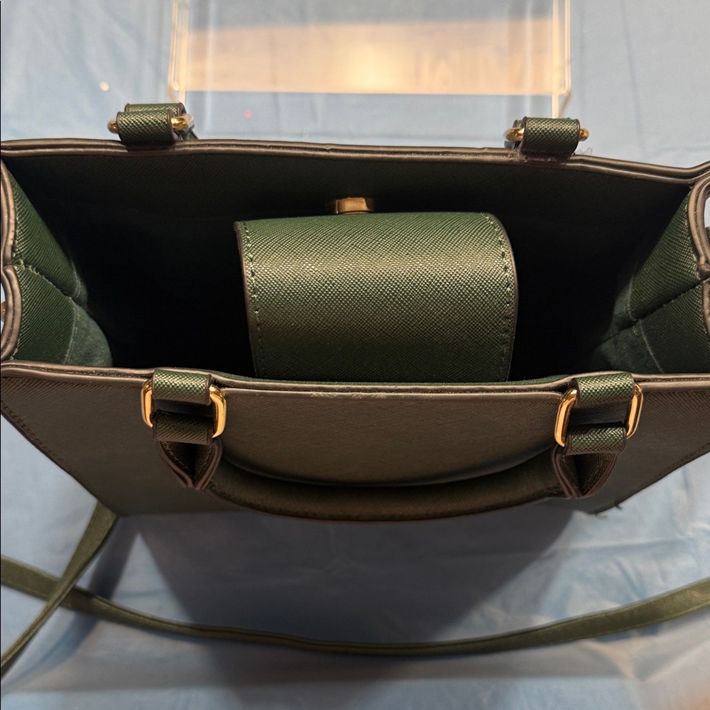 Badgley Mischka olive green Crossbody Bag with Gold Accents - Picture 6 of 8